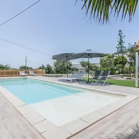 Holiday home Stunning In With Wifi *